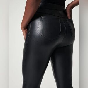 Leather-Like Ankle Skinny Pant